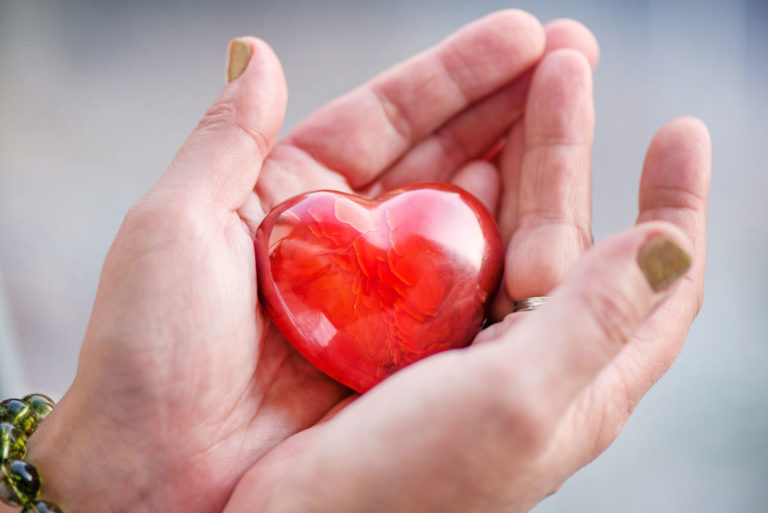 celebrer-la-fete-des-meres-avec-une-technique-de-visualisation-associee-a-la-lithotherapie
