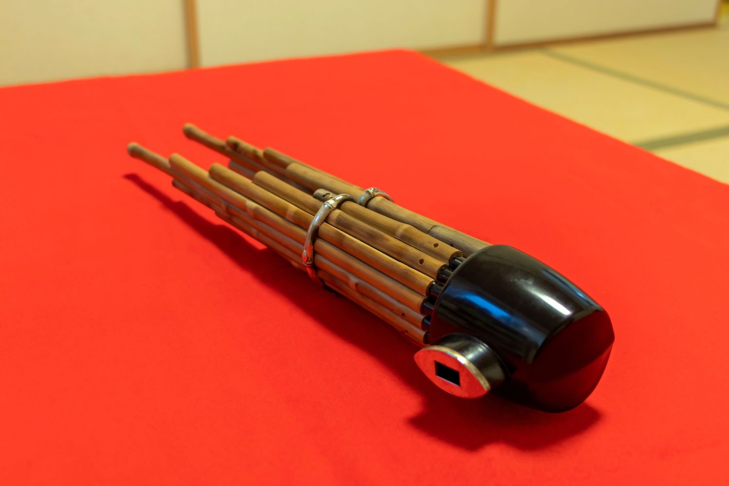 Triangular Sho Instruments Shō - Guide des Instruments de Musique de A à Z - Musicothérapie ...
